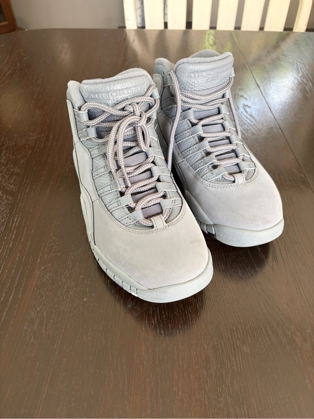Jordan Men's Light Grey High-Top Sneakers